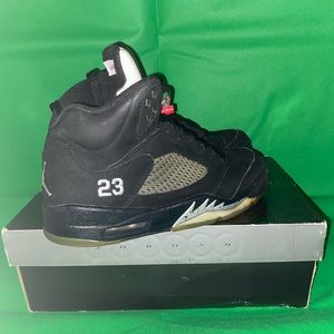 Jordan 5 Retro Black Metallic